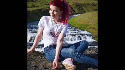 Postaraj się nie dojść do siebie ze streamerem Olyasha 1080p (Metronom)